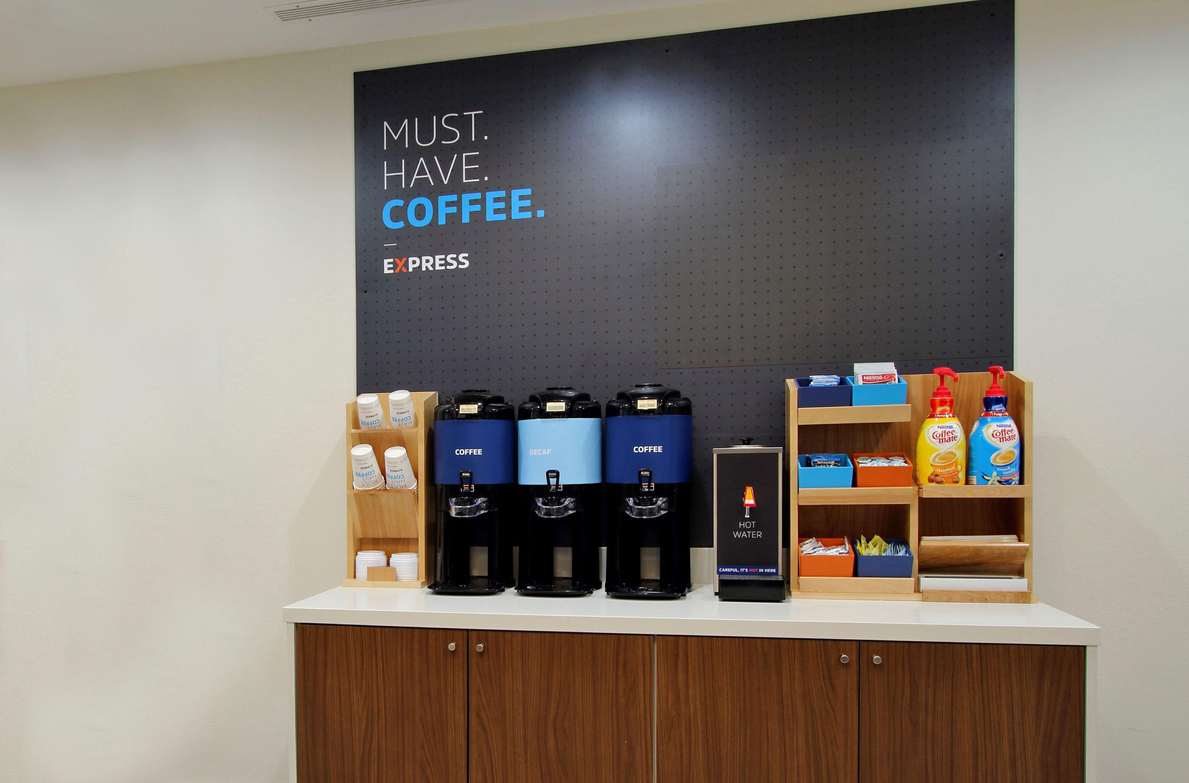 Holiday Inn Express & Suites Madison By Ihg Ngoại thất bức ảnh