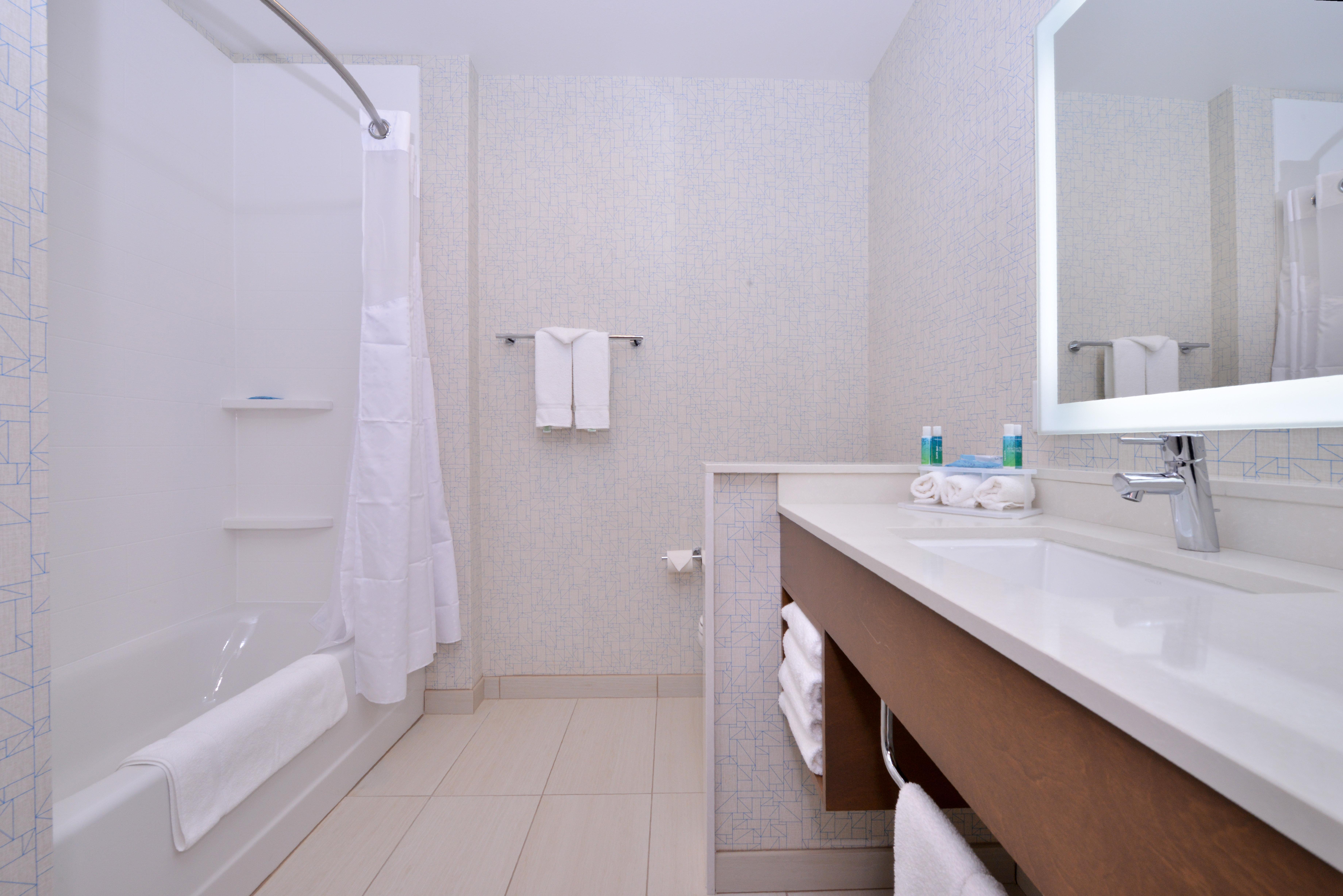 Holiday Inn Express & Suites Madison By Ihg Ngoại thất bức ảnh