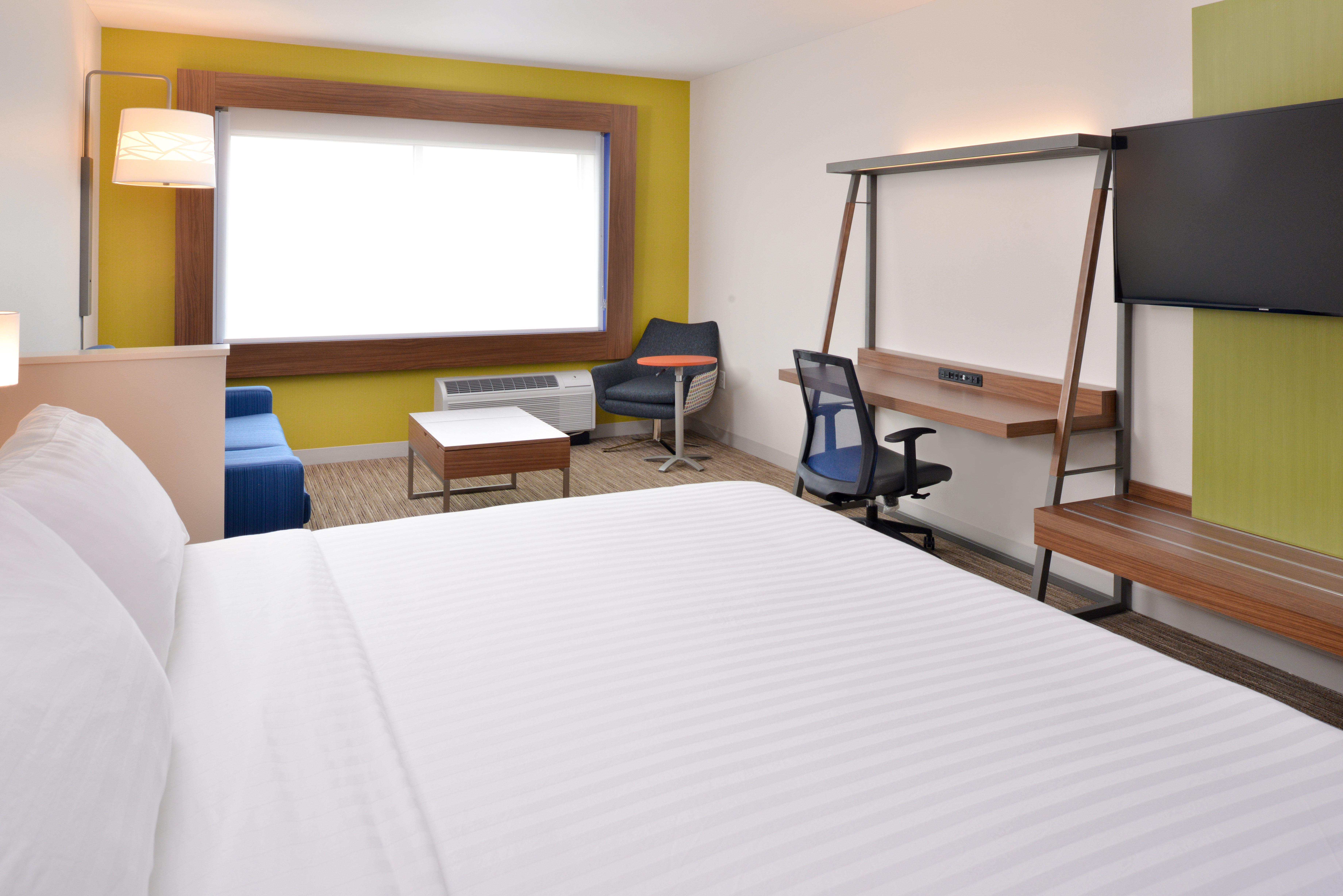 Holiday Inn Express & Suites Madison By Ihg Ngoại thất bức ảnh