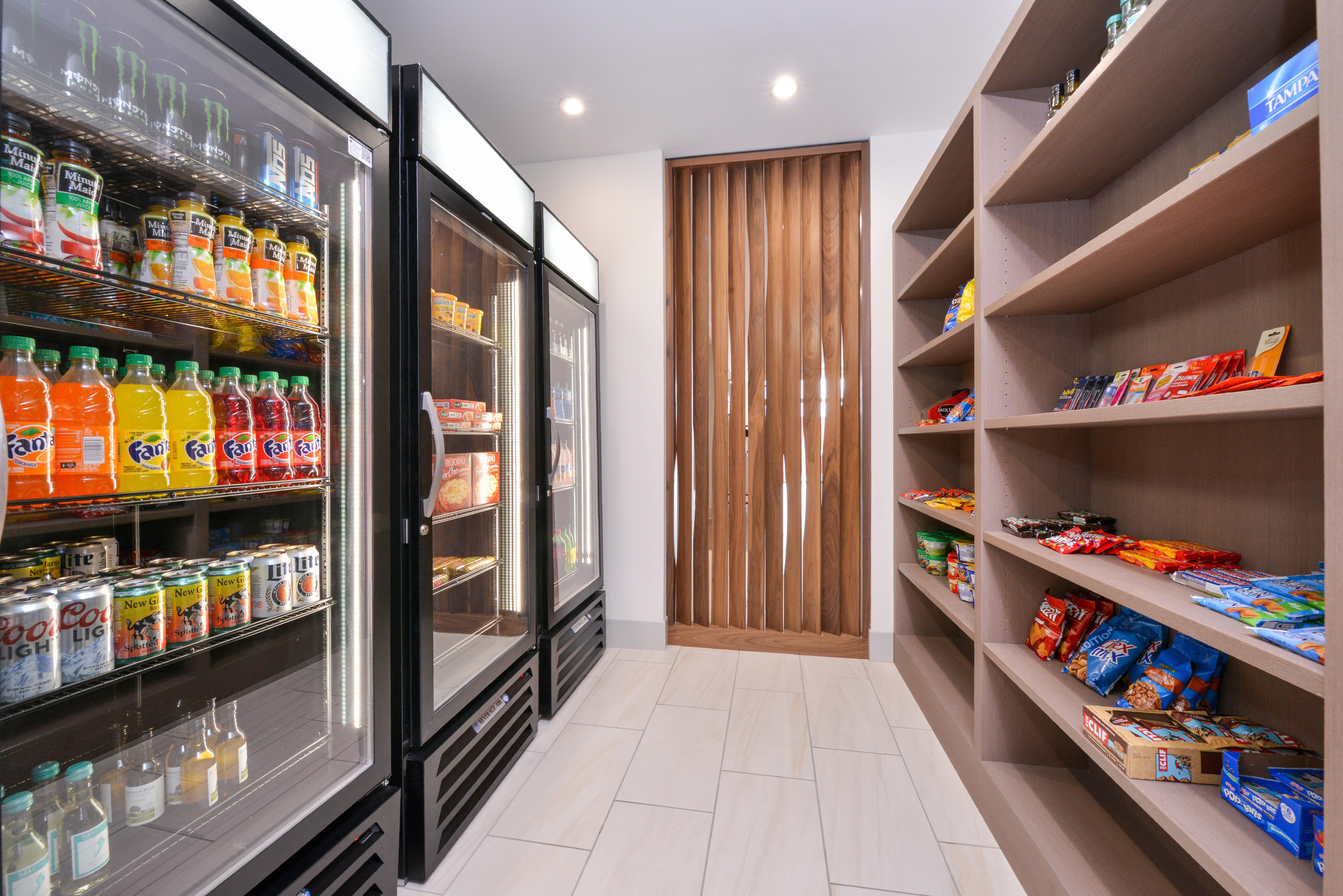 Holiday Inn Express & Suites Madison By Ihg Ngoại thất bức ảnh